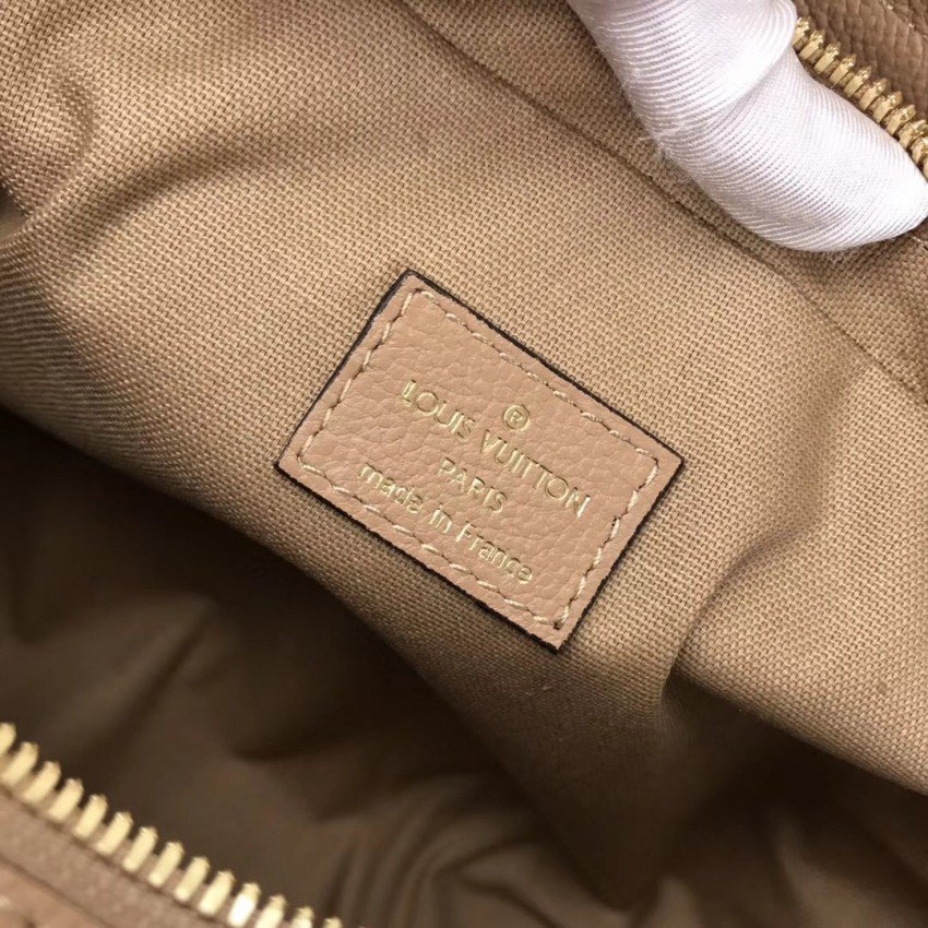 LV VOSGES Bag M44246