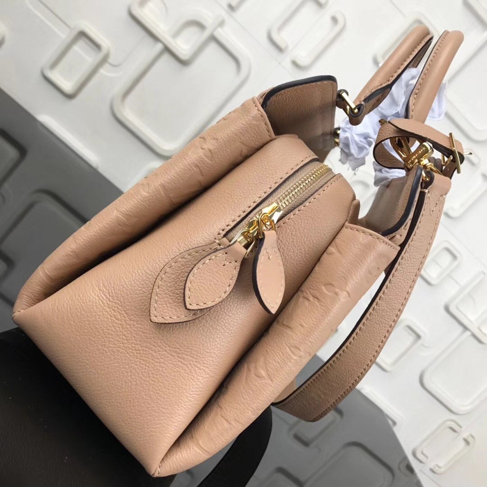 LV VOSGES Bag M44246