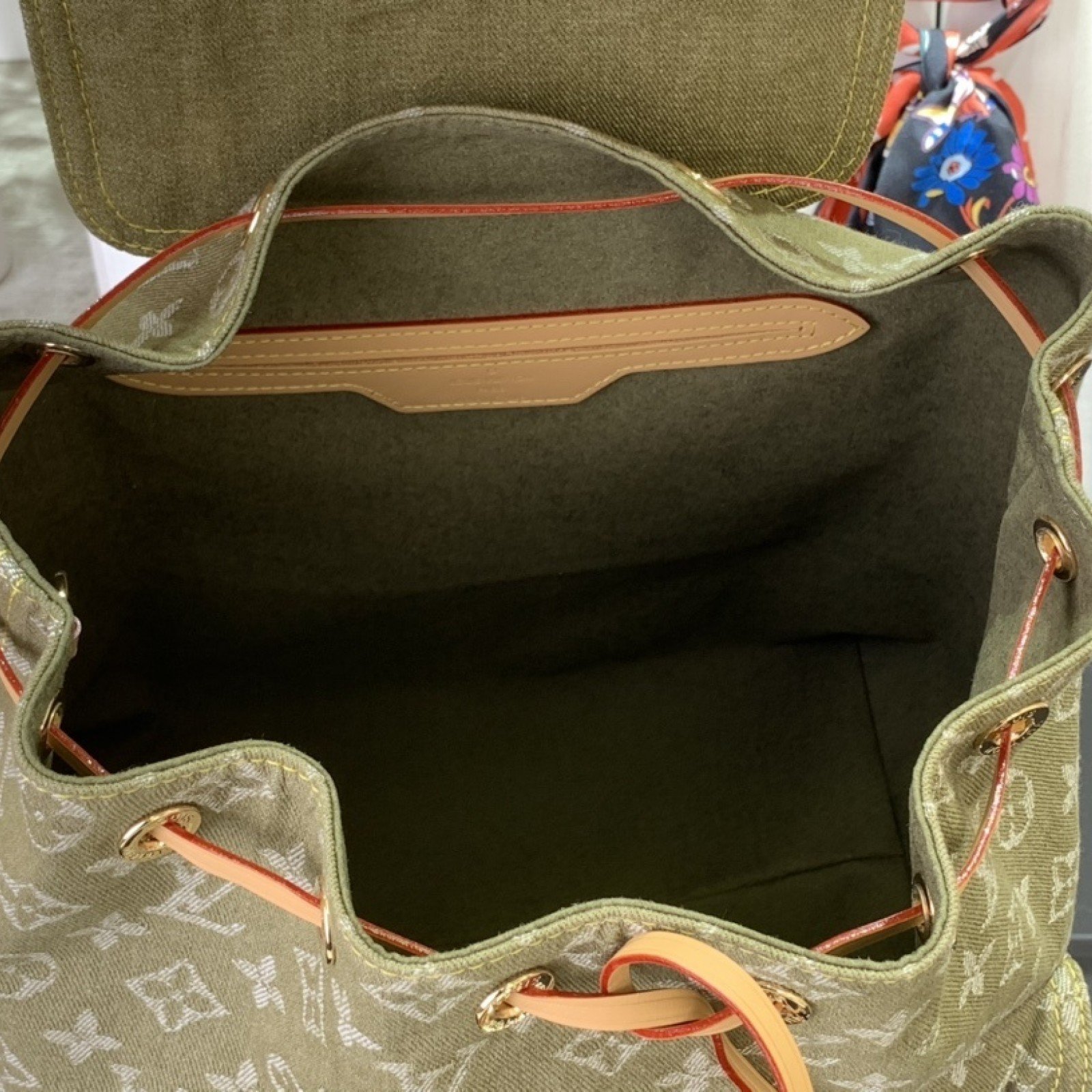LV Vintage M44460