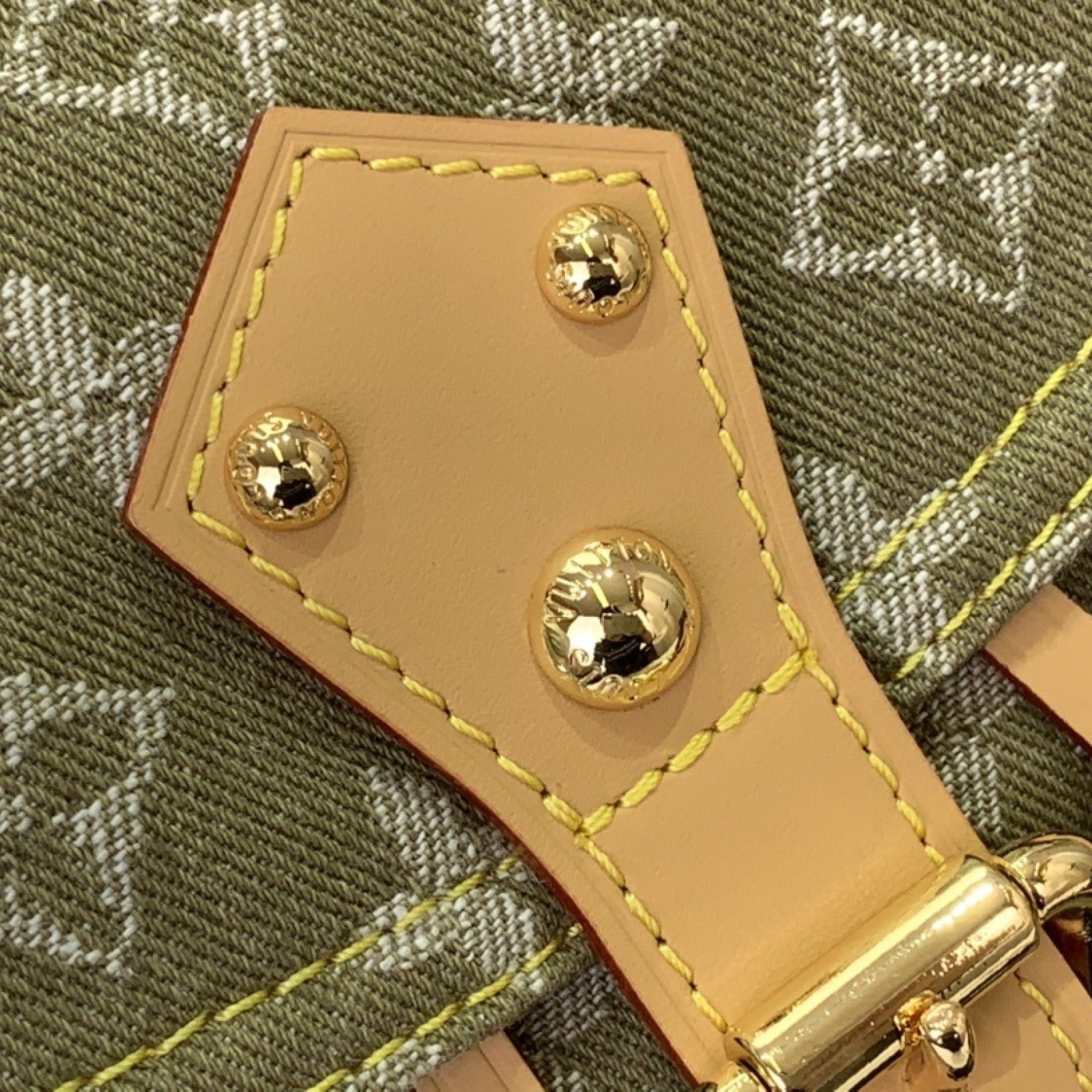 LV Vintage M44460