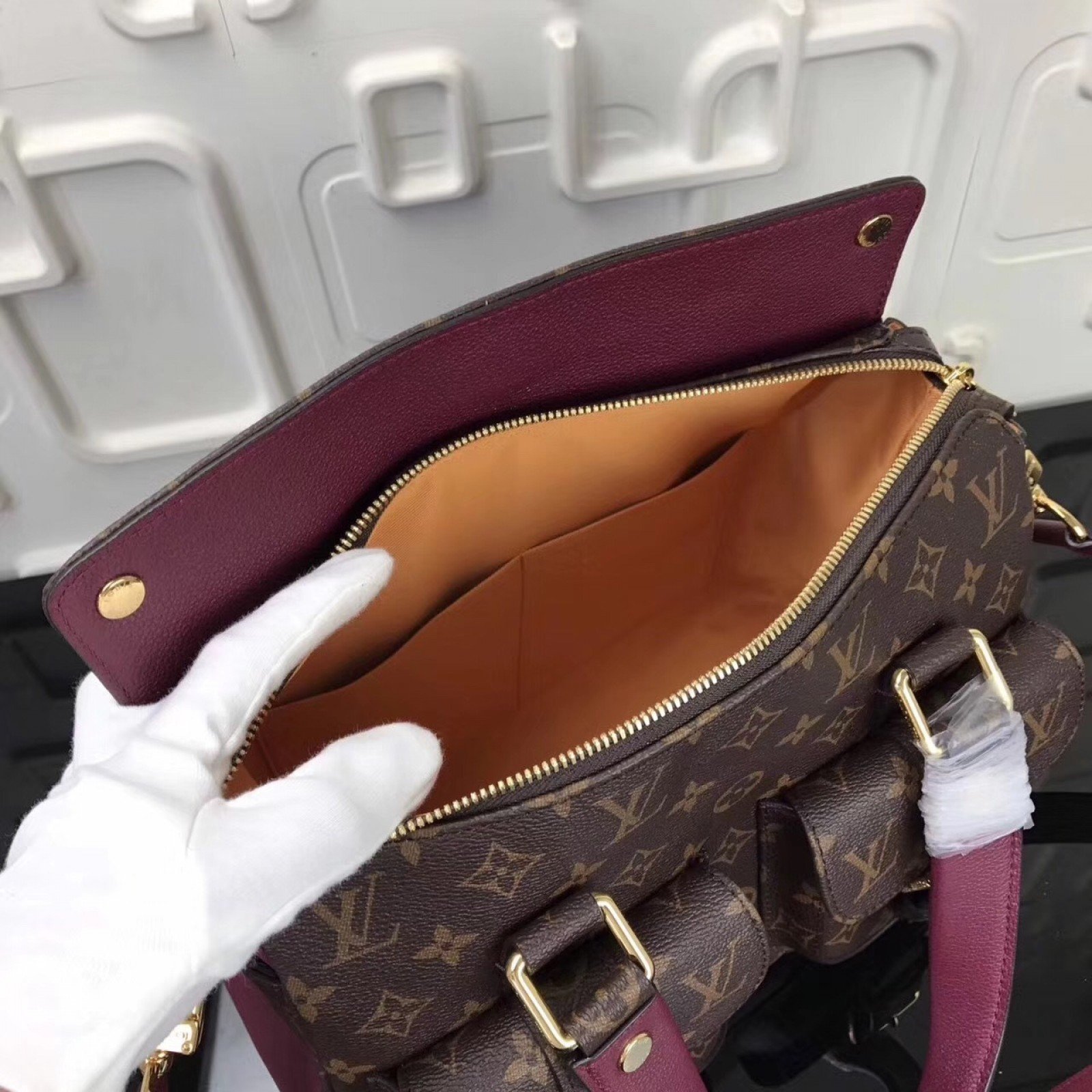 LV WOODSTOCK handbag M43482