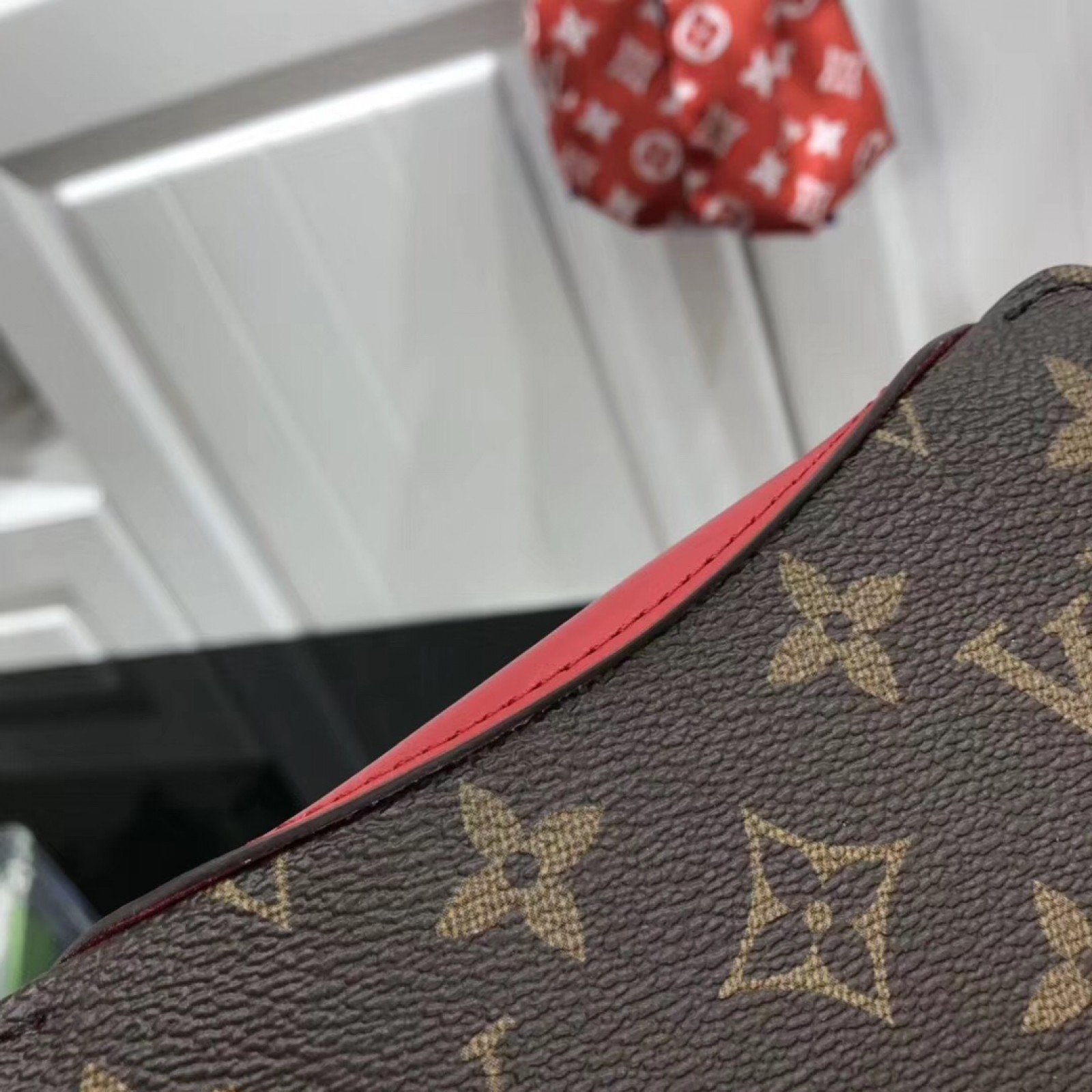 LV WOODY Glasses Case GI0372