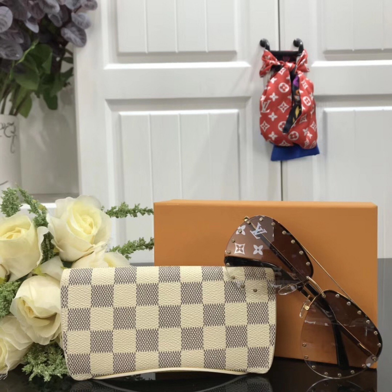 LV WOODY Glasses Case GI0372