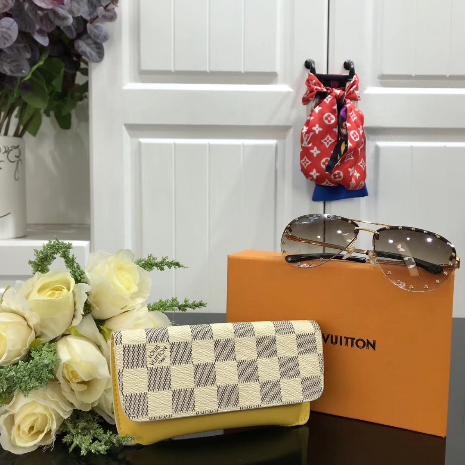 LV WOODY Glasses Case GI0372