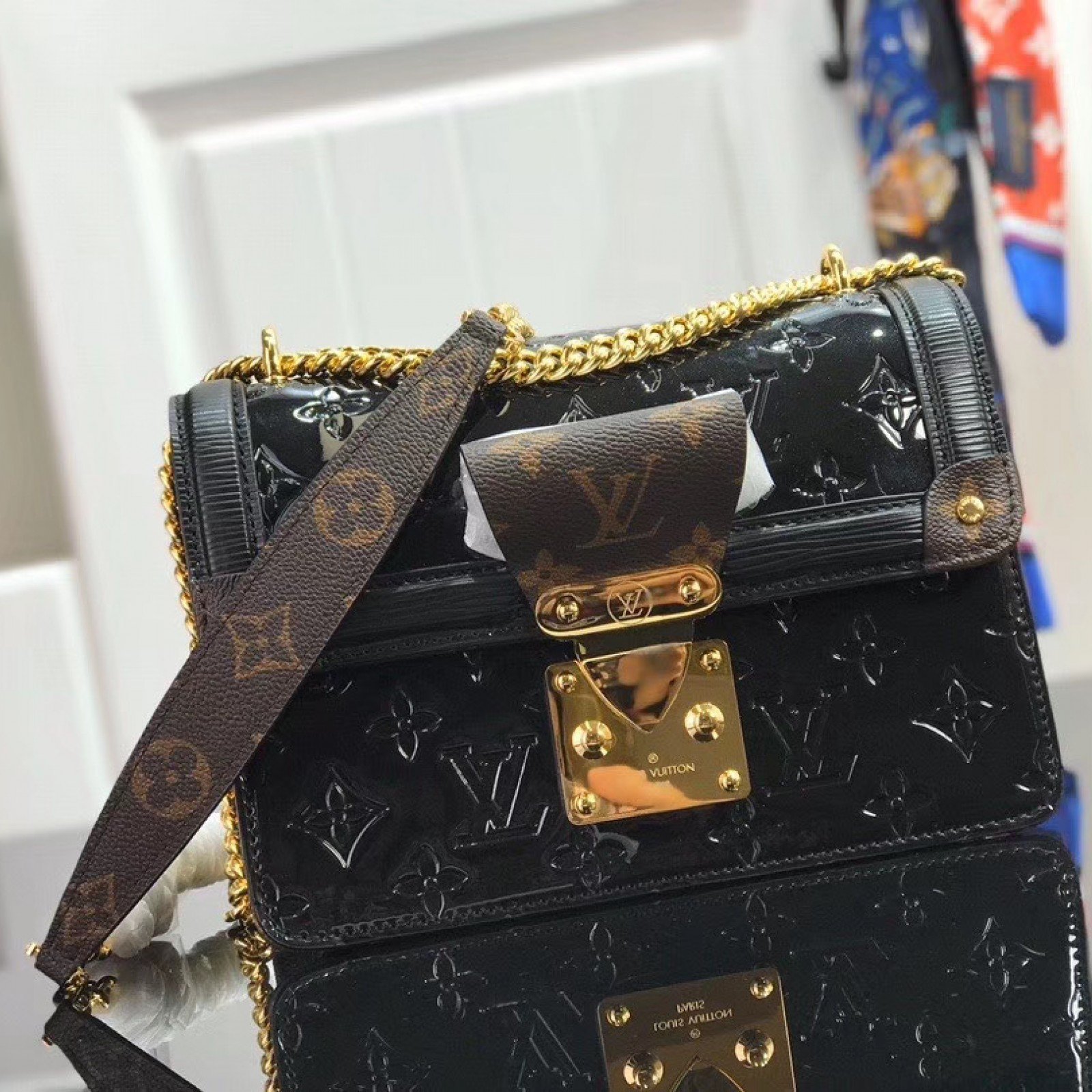 LV WYNWOOD BAG M90442KH