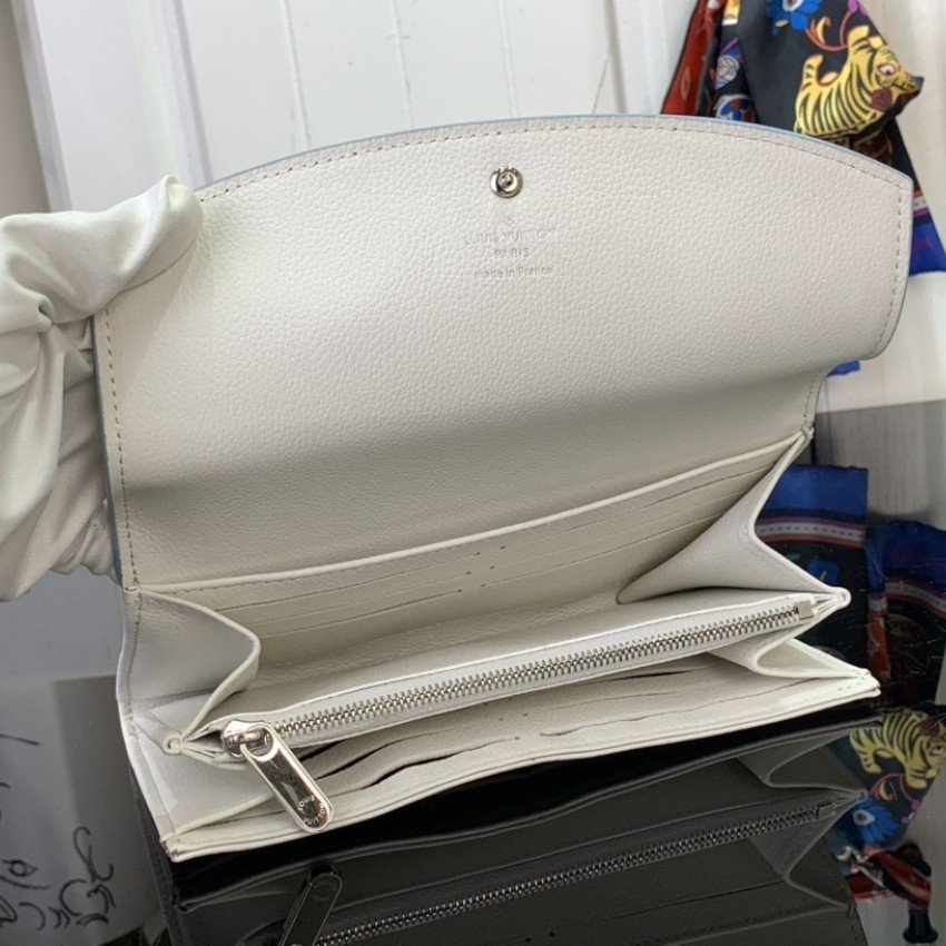 LV Wallet M60143