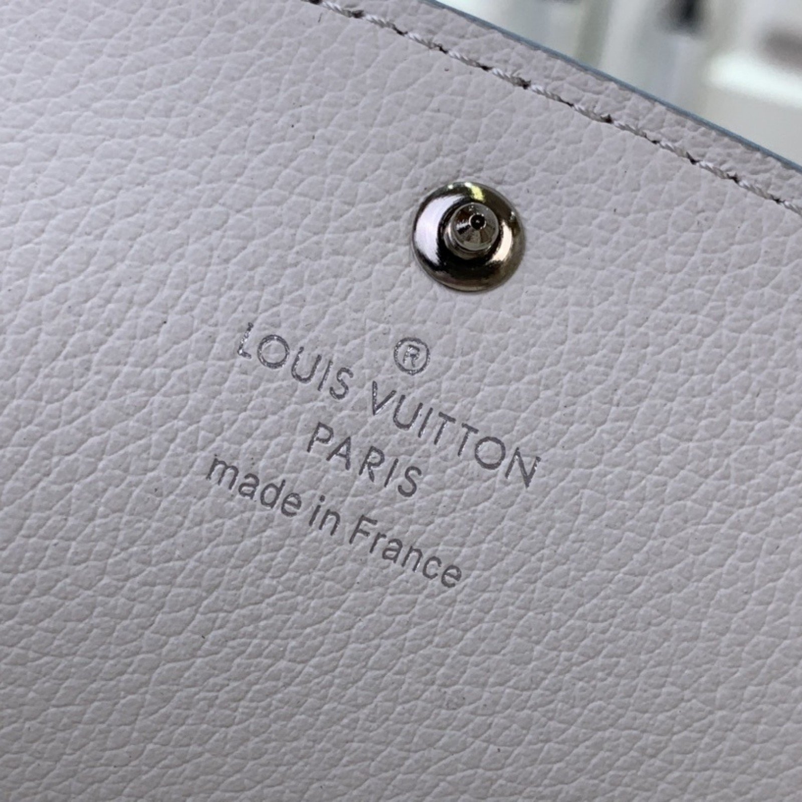 LV Wallet M60143