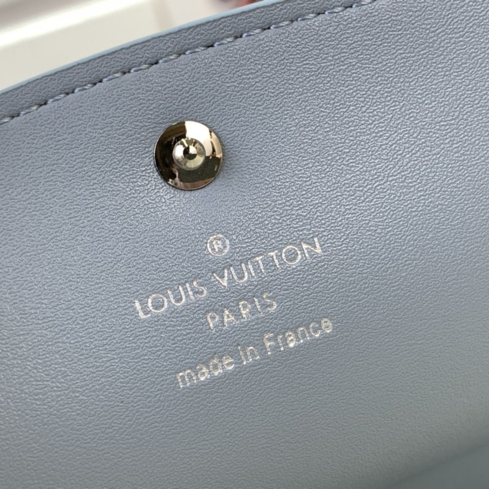 LV Wallet M62542