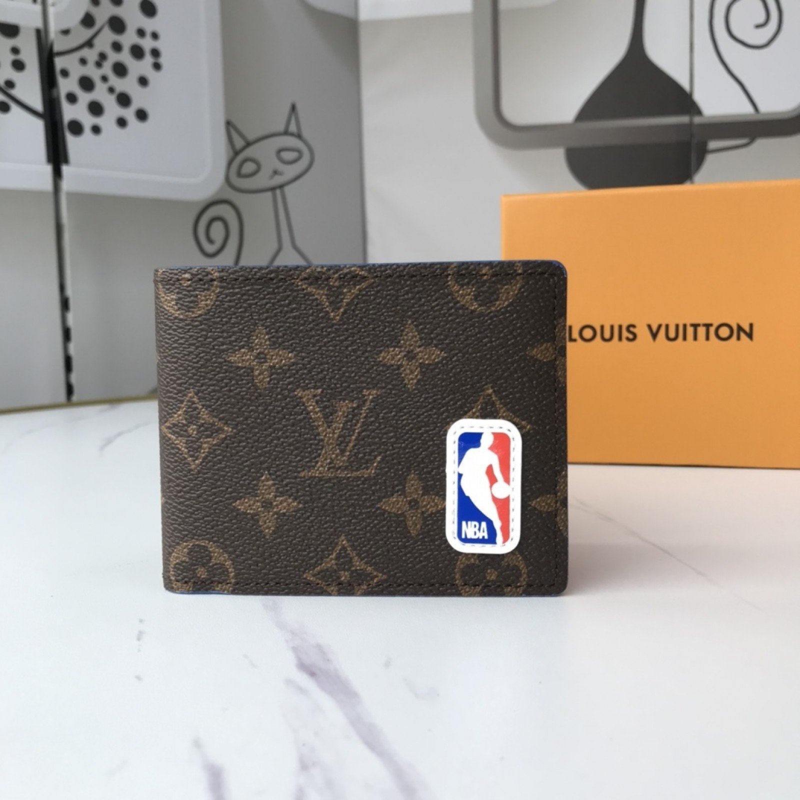 LV Wallet M80105A