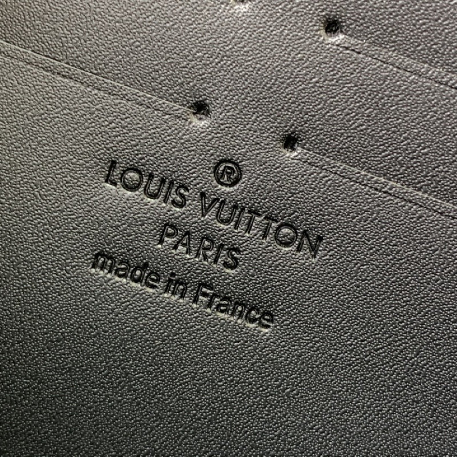 LV Wallet M80334