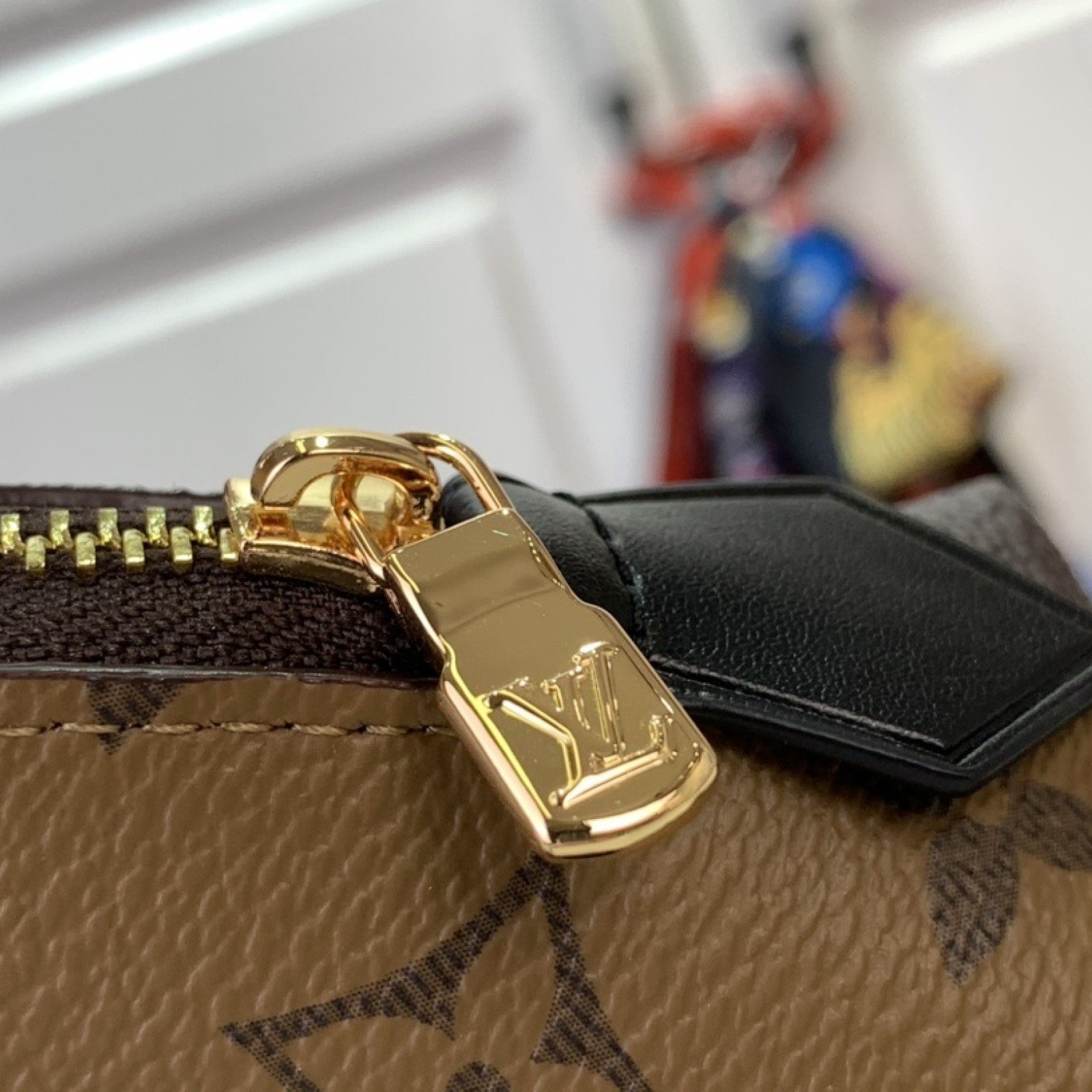 LV Wallet m11249