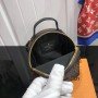 LV Wrist Bag M69001