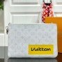 LV ZIPPED POUCH GM M68310