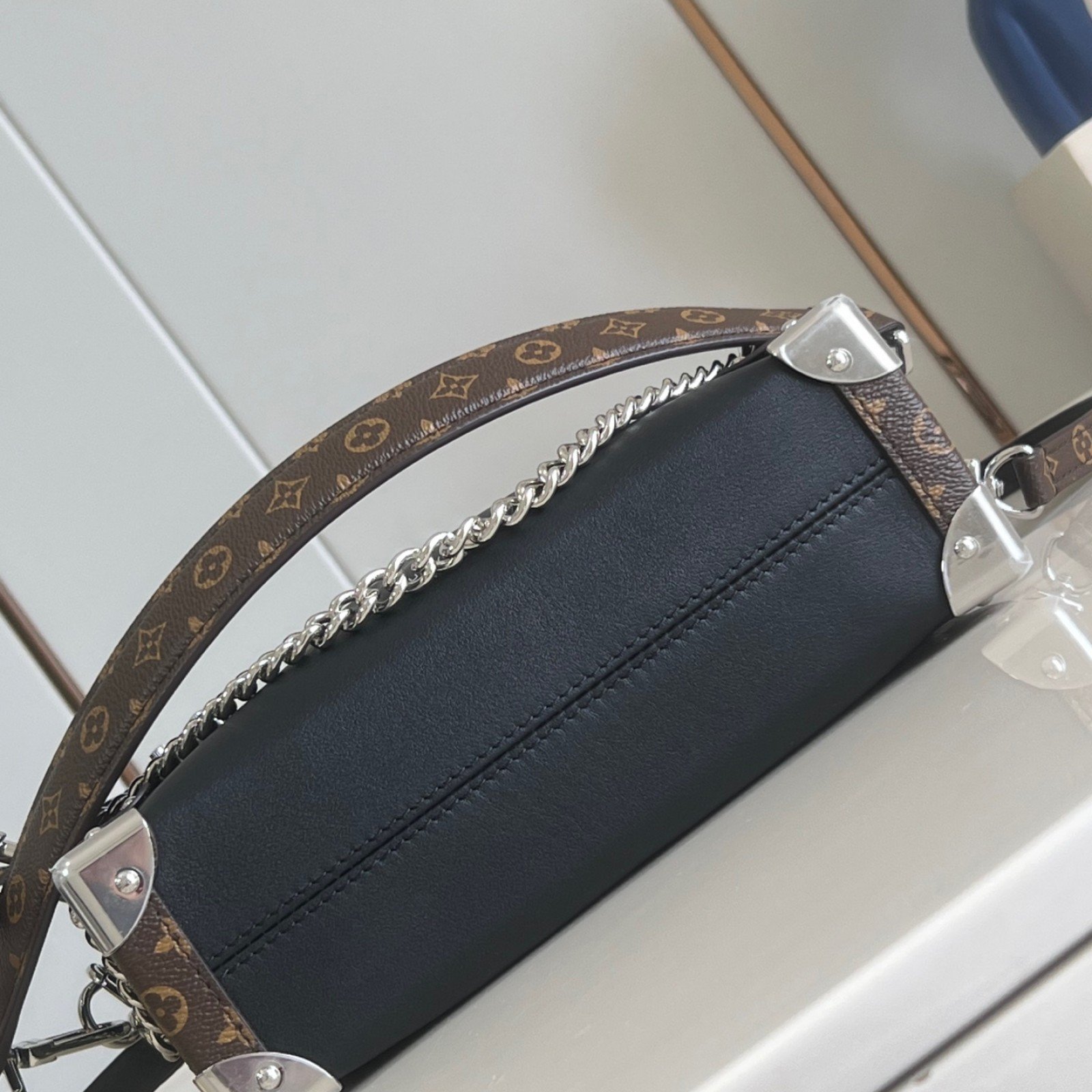 LV bag 179971 $247.5 USD