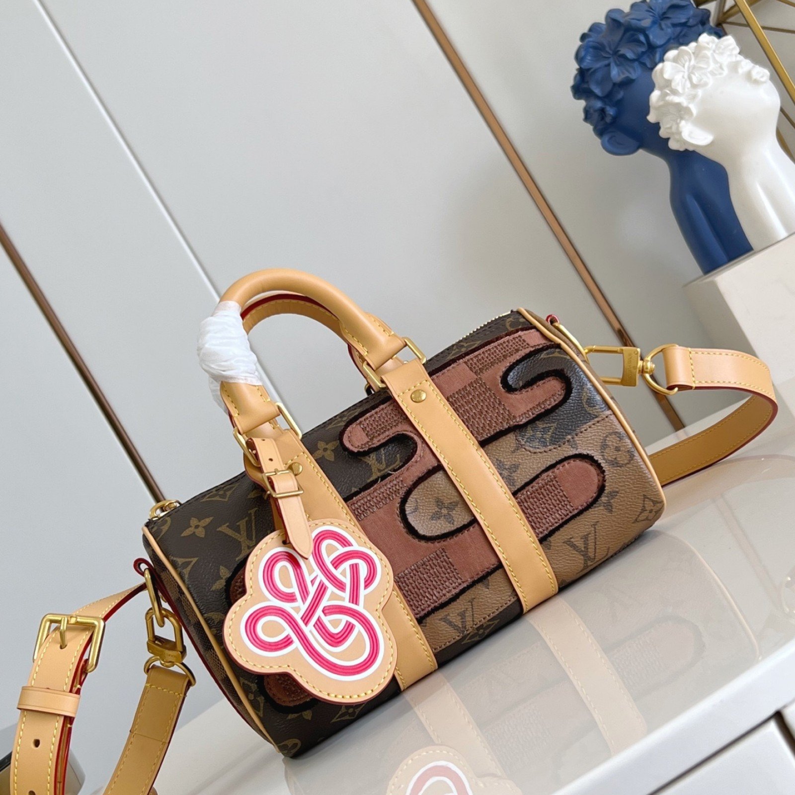 LV bag 179976 $206.25 USD