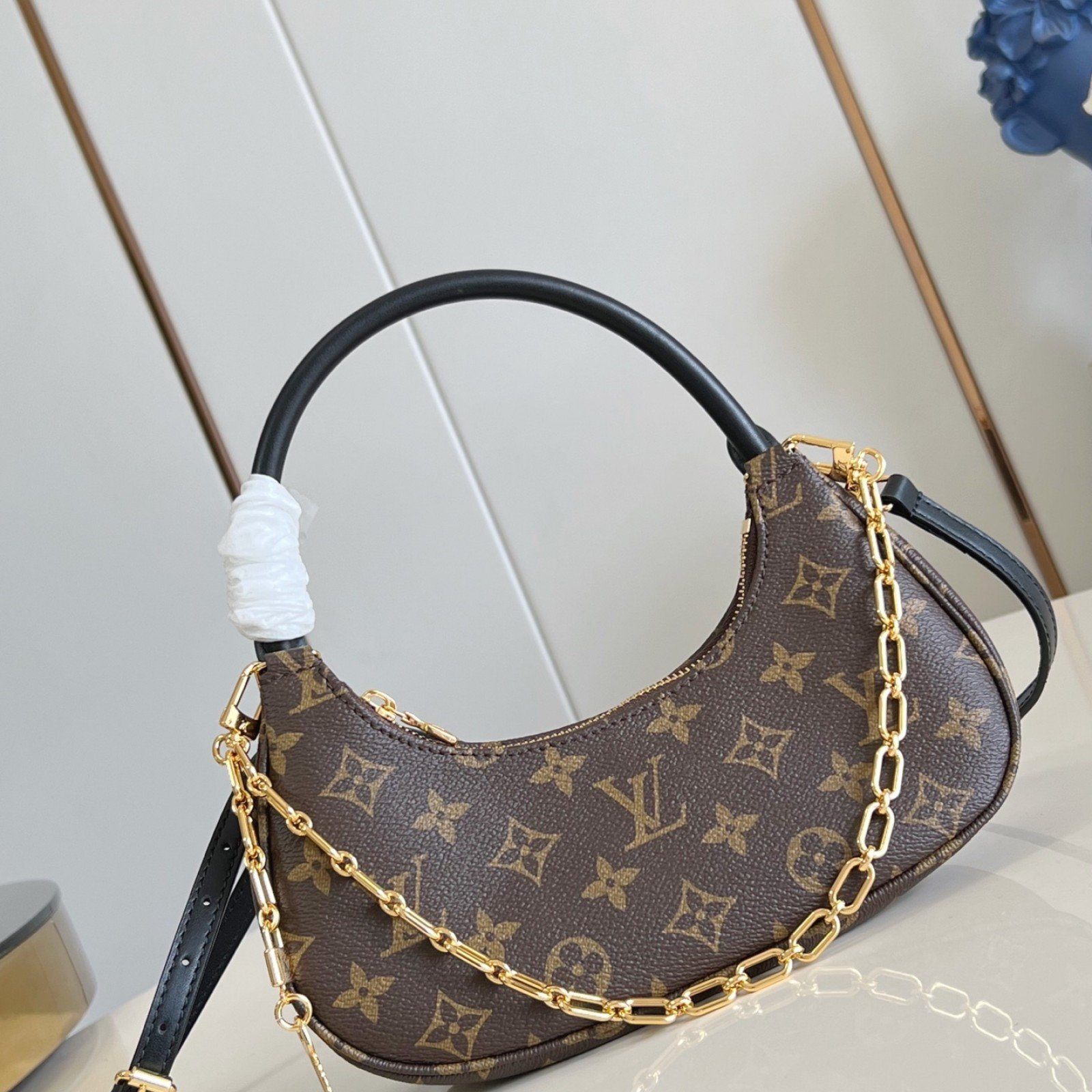 LV bag 179978 $165 USD