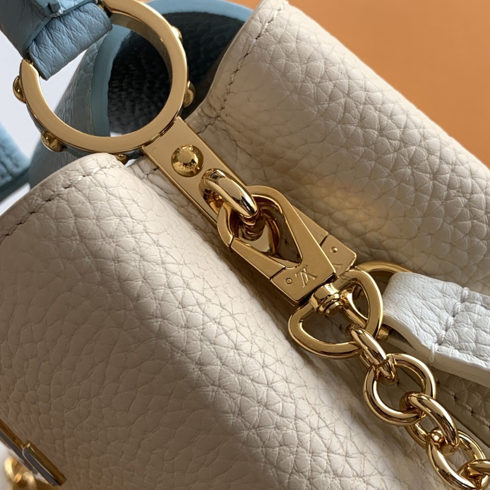 LV bag 179984 $404.25 USD