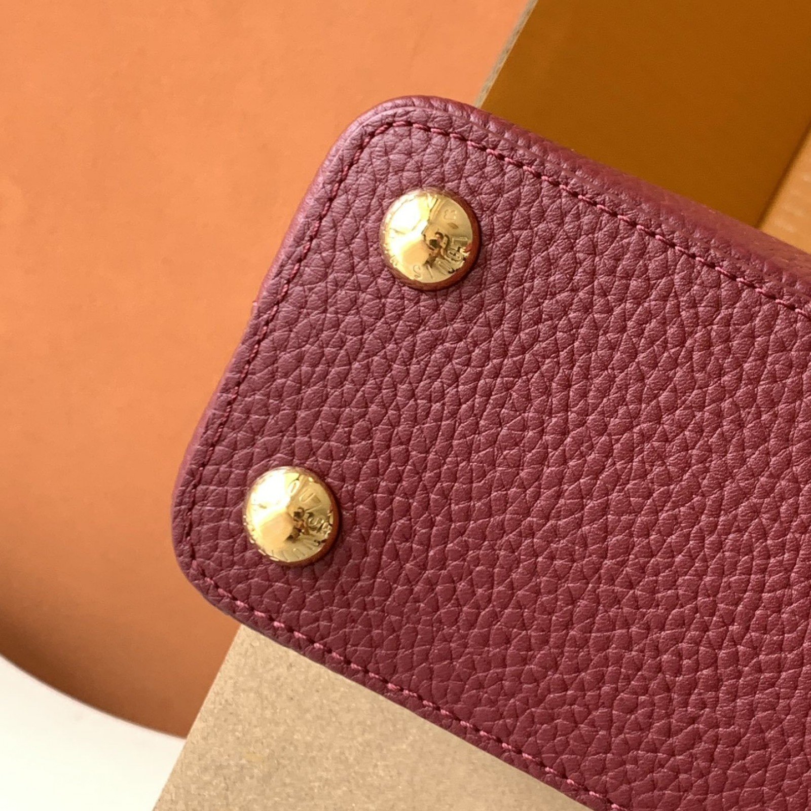 LV bag 179989 $462 USD