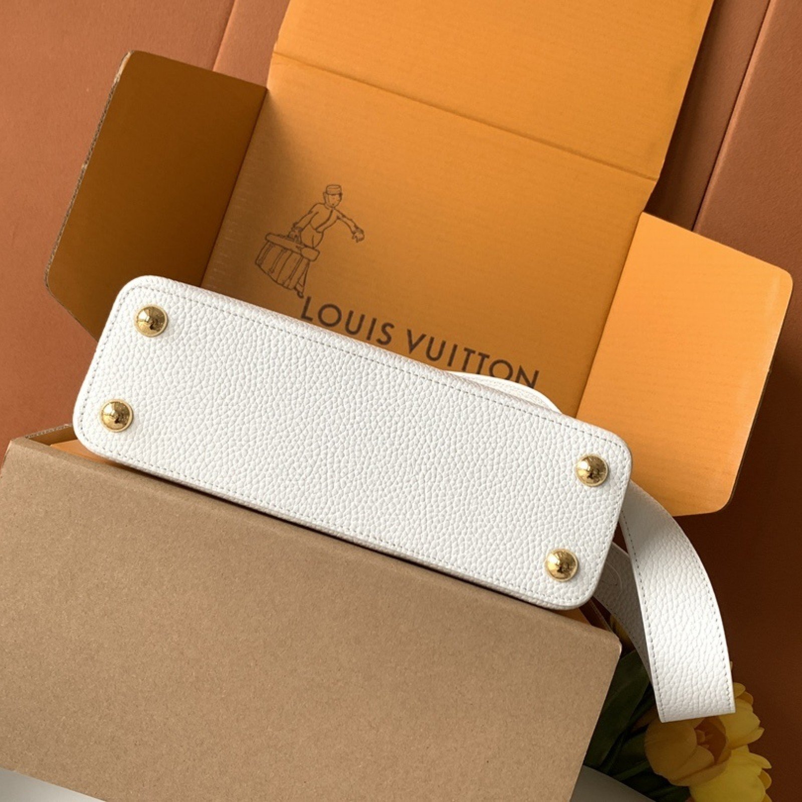 LV bag 179991 $462 USD