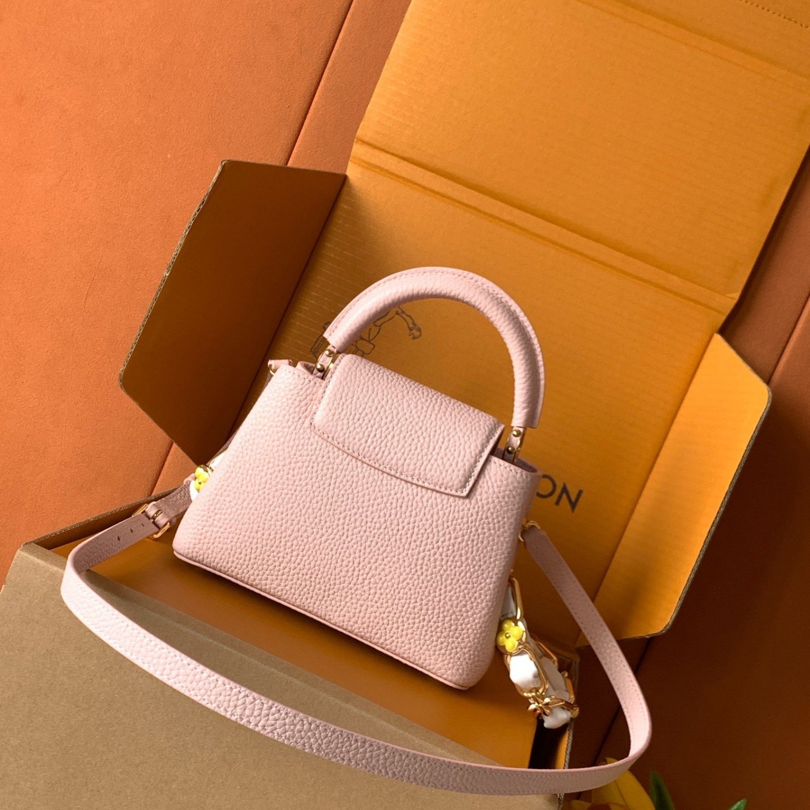 LV bag 179994 $426.25 USD