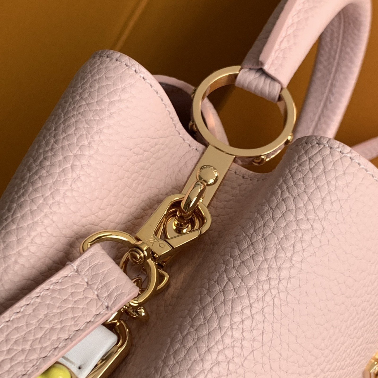 LV bag 179995 $481.25 USD