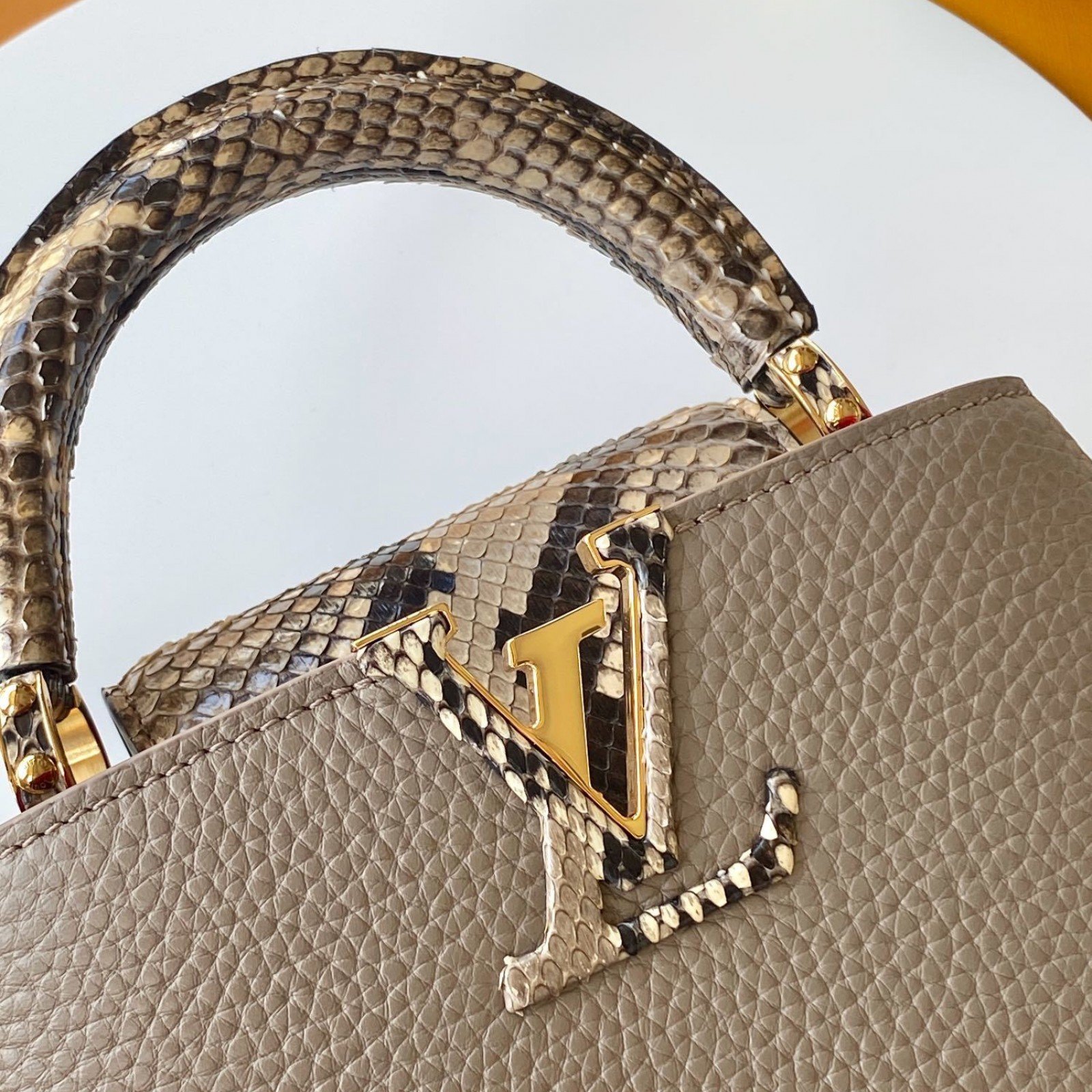 LV bag 179997 $409.75 USD