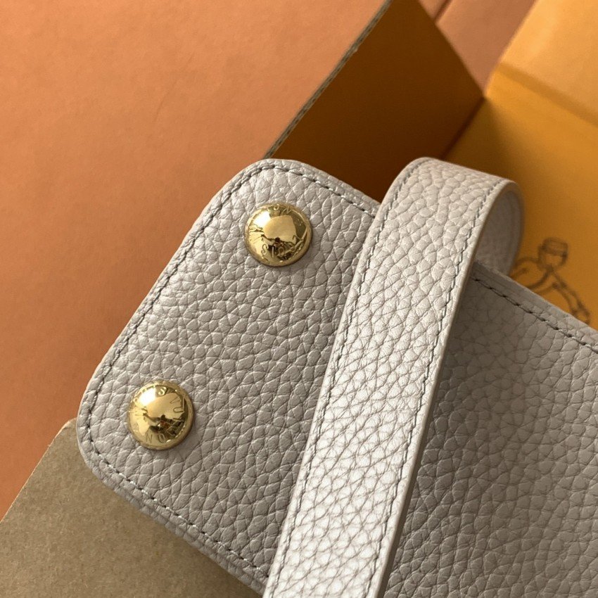LV bag 180130 $398.75 USD