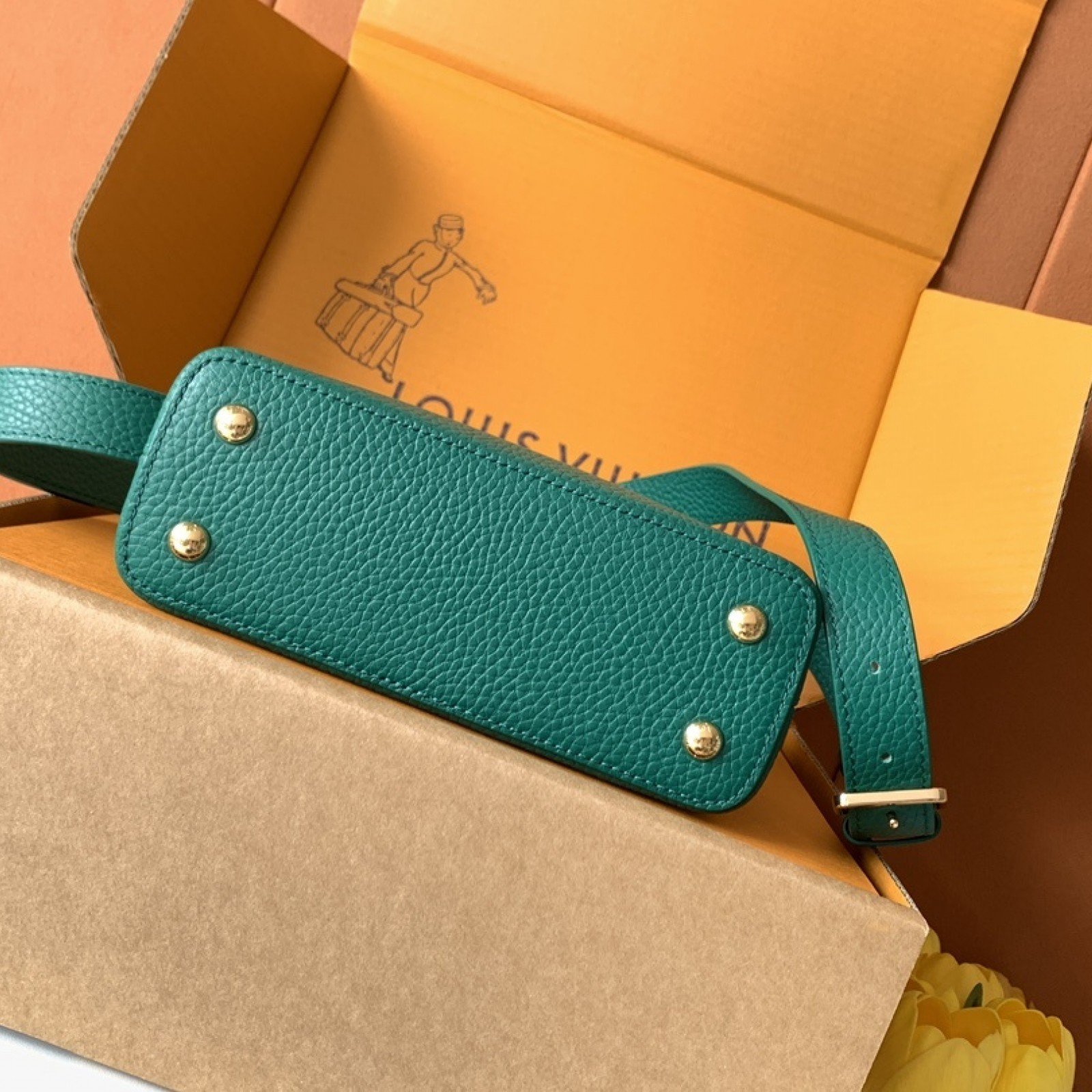 LV bag 180133 $365.75 USD