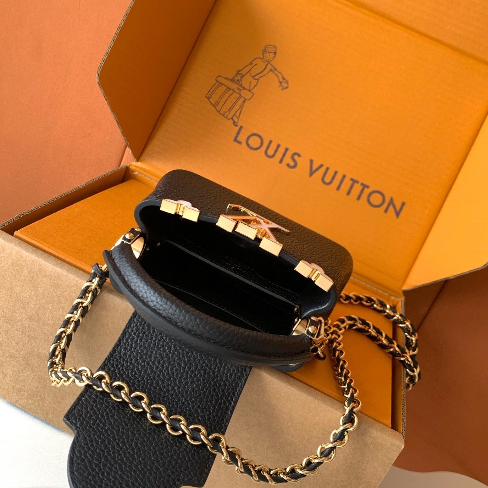 LV bag 180139 $365.75 USD
