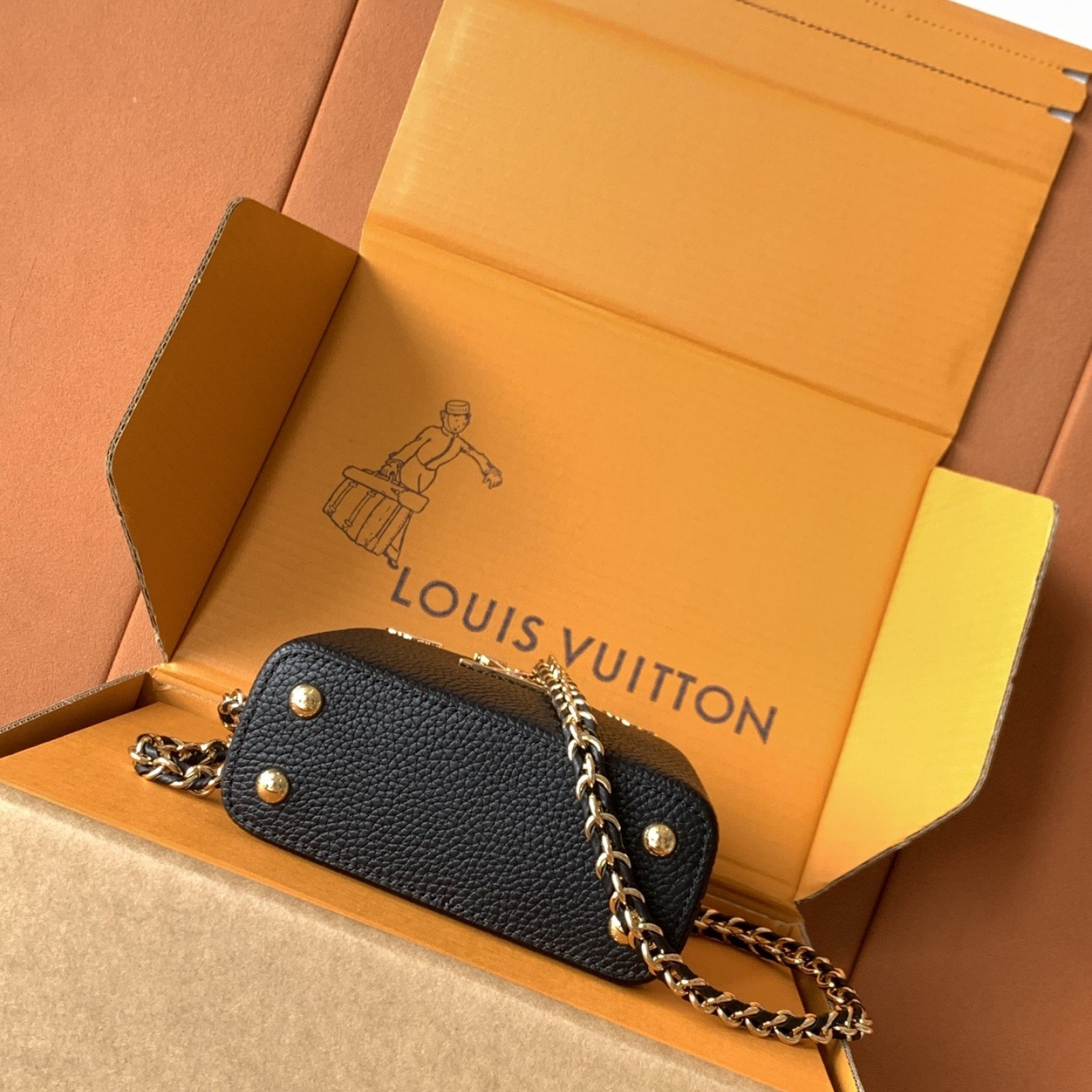 LV bag 180139 $365.75 USD