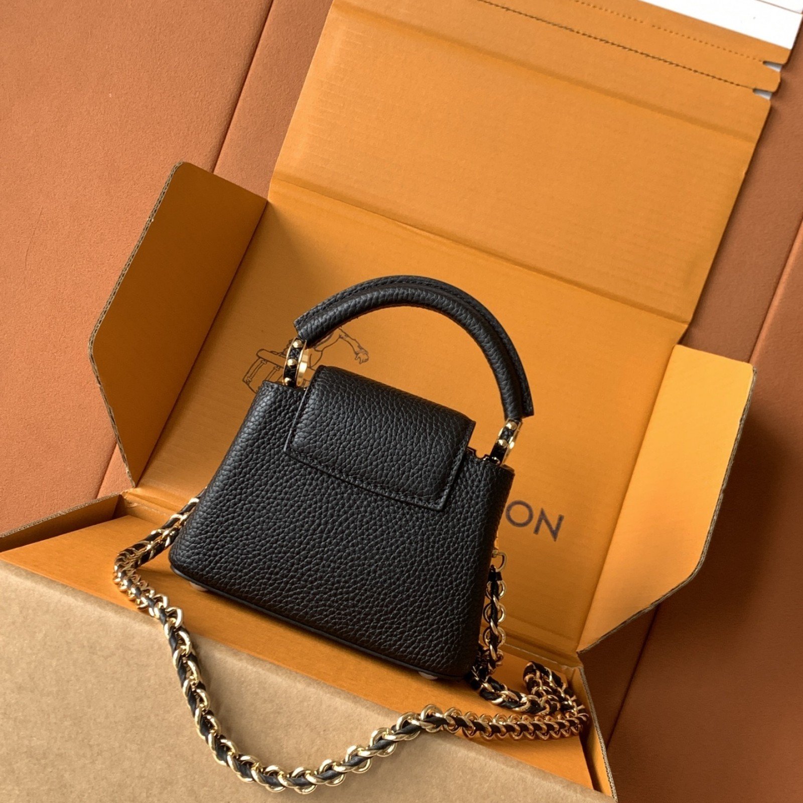 LV bag 180139 $365.75 USD