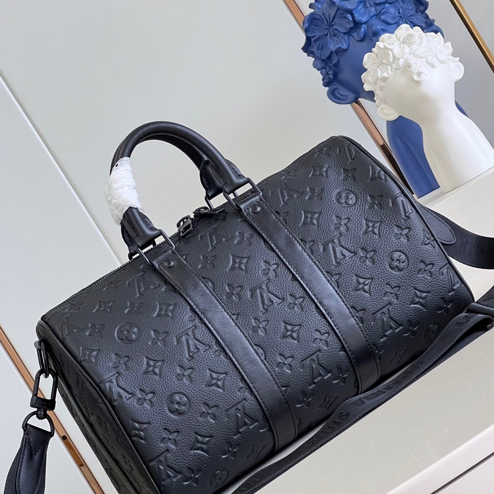 LV bag 180141 $357.5 USD