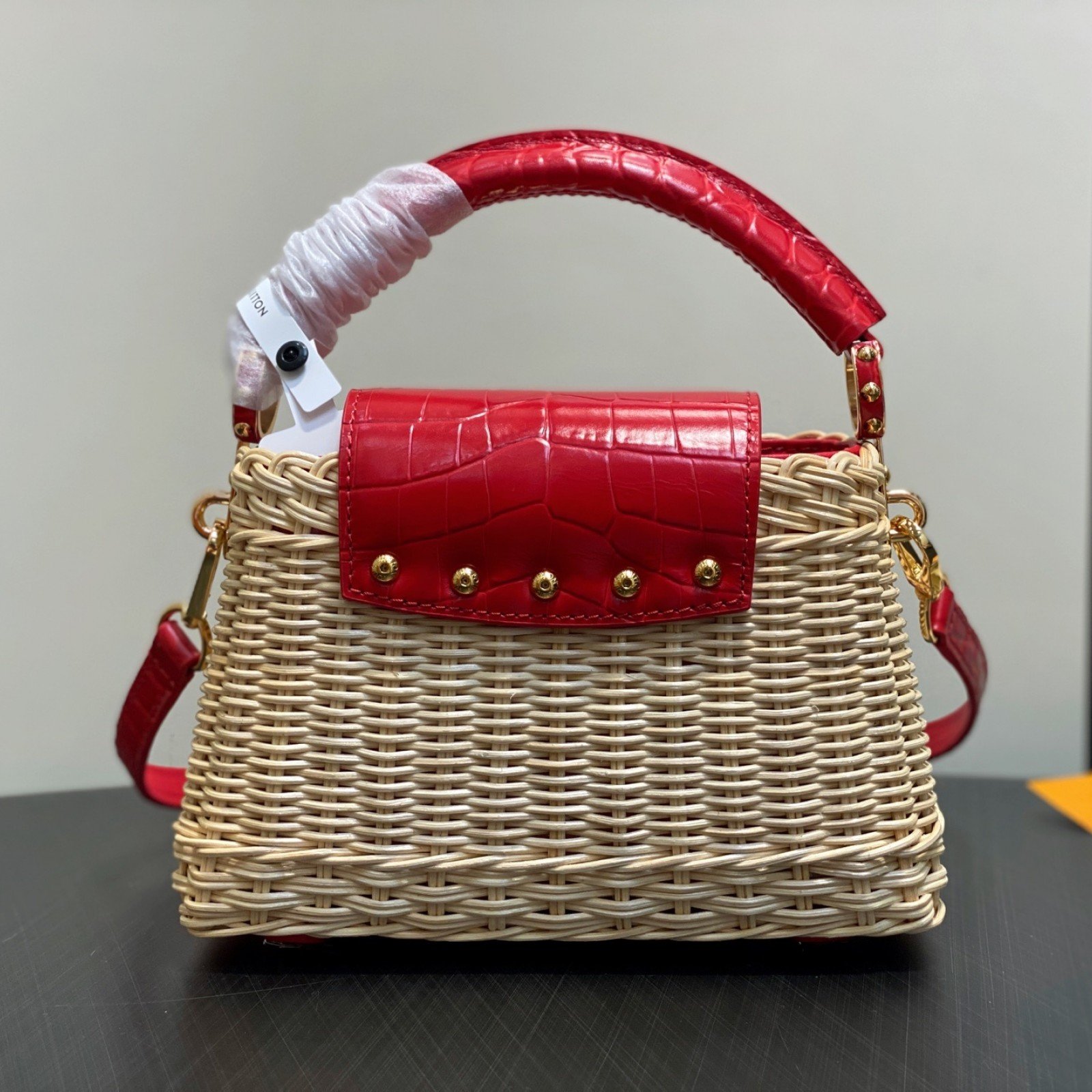 LV bag 180176 $332.75 USD