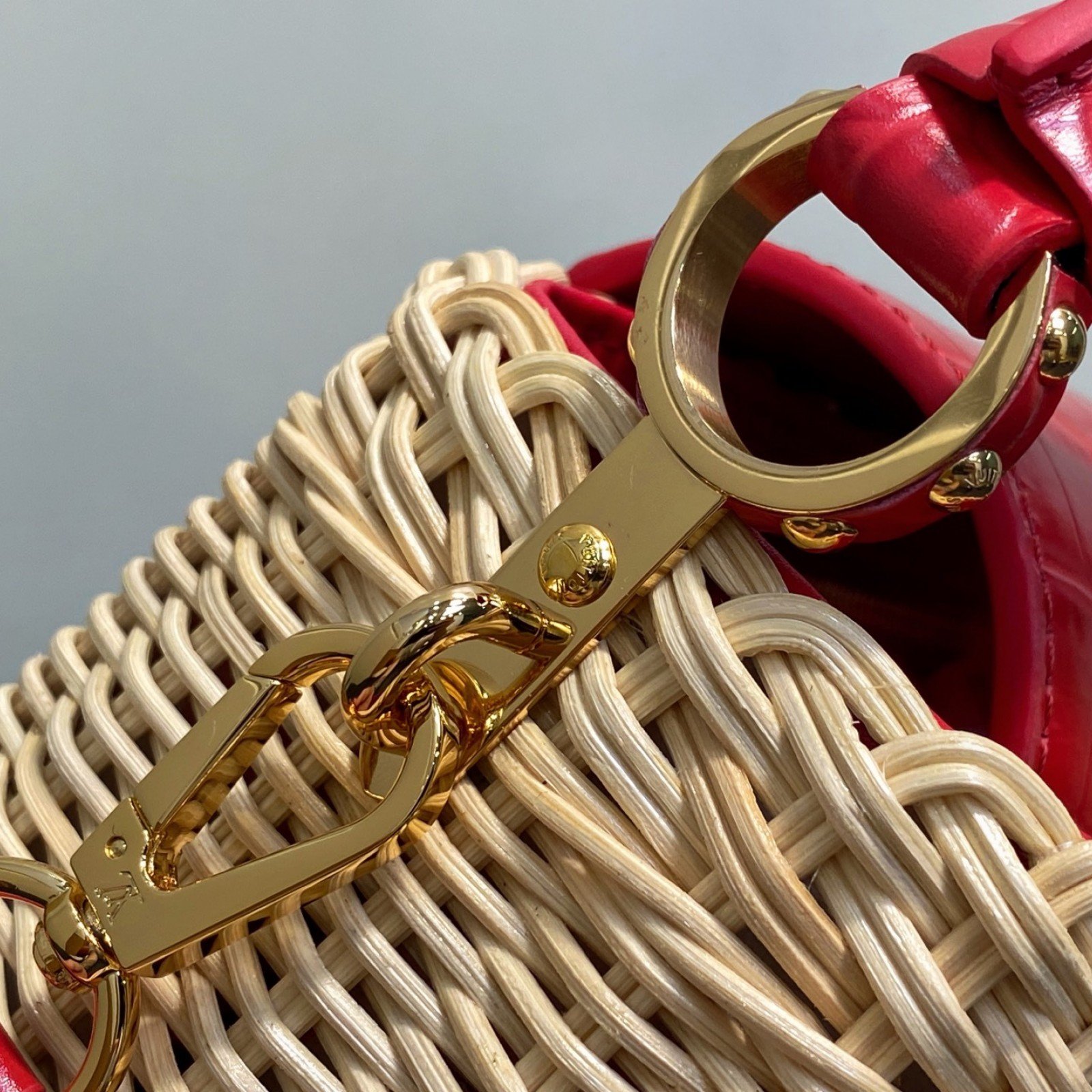 LV bag 180176 $332.75 USD
