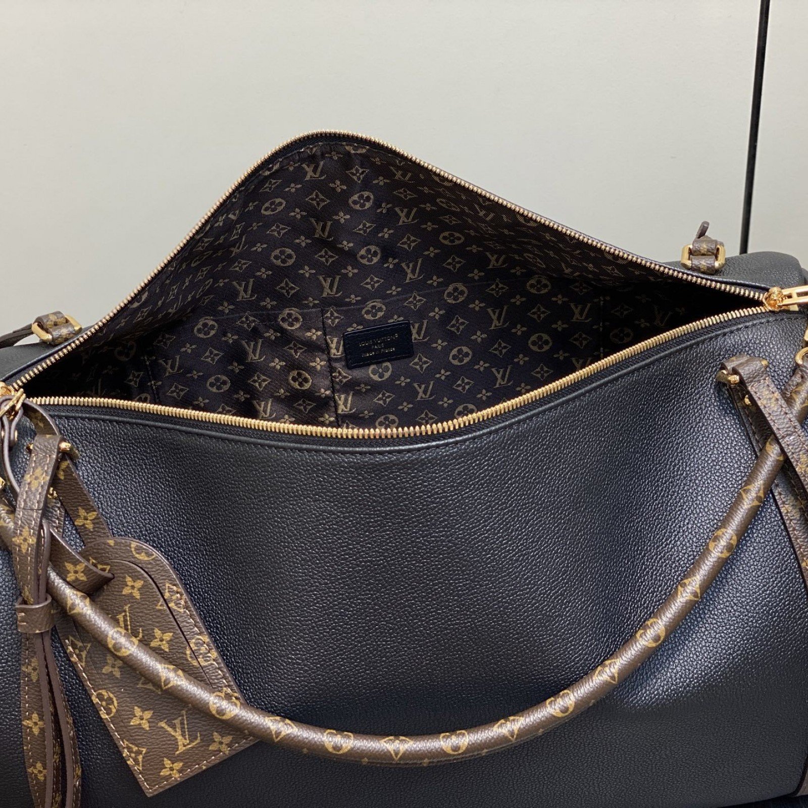 LV bag 180181 $316.25 USD