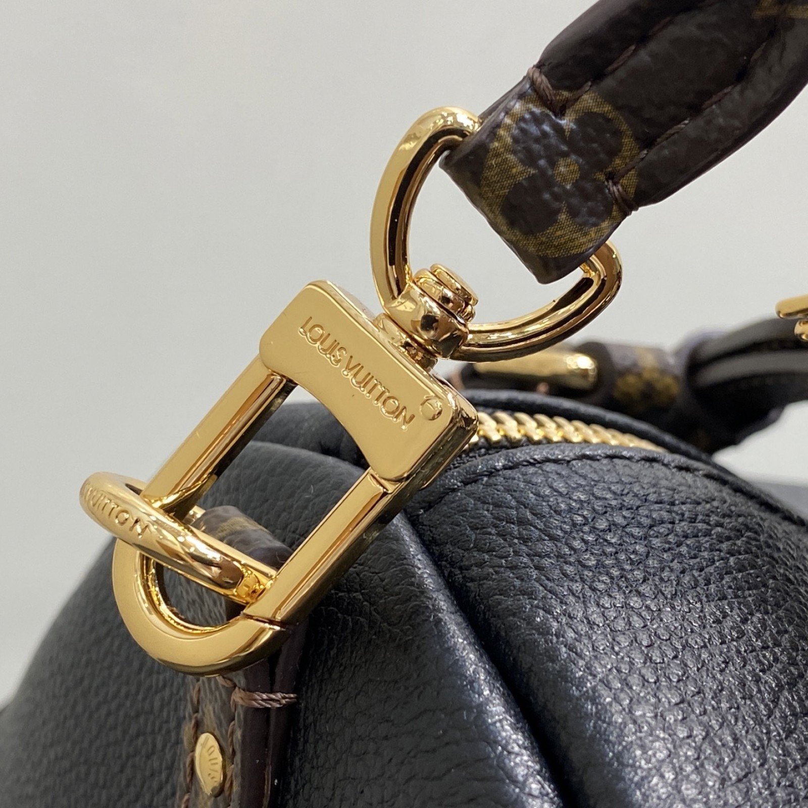 LV bag 180181 $316.25 USD