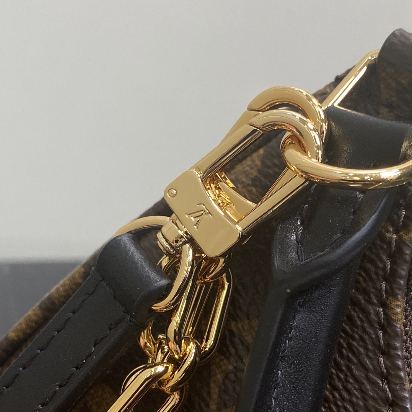 LV bag 180184 $165 USD