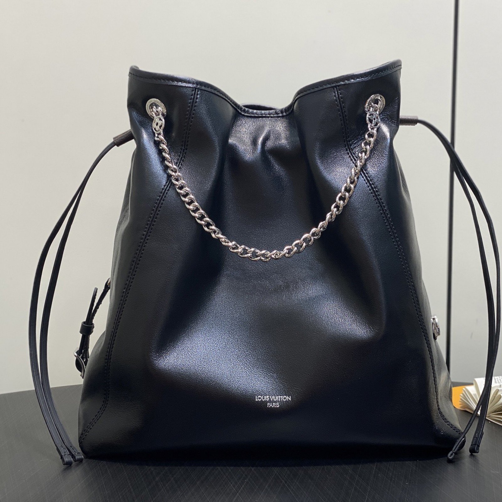 LV bag 180187 $242 USD