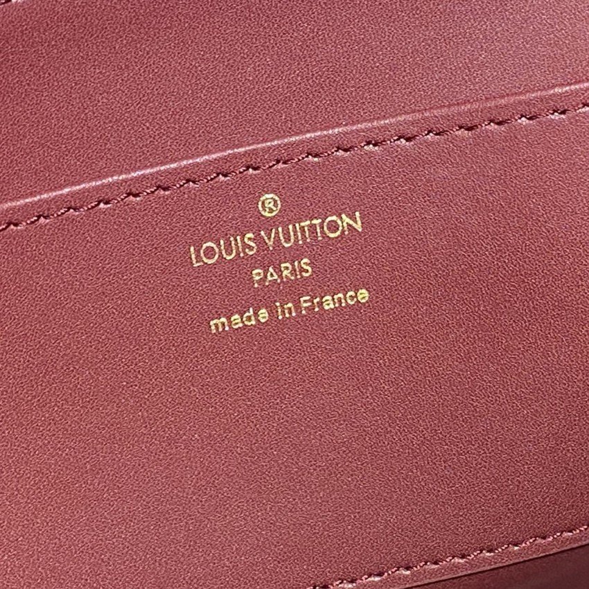 LV bag 180191 $379.5 USD