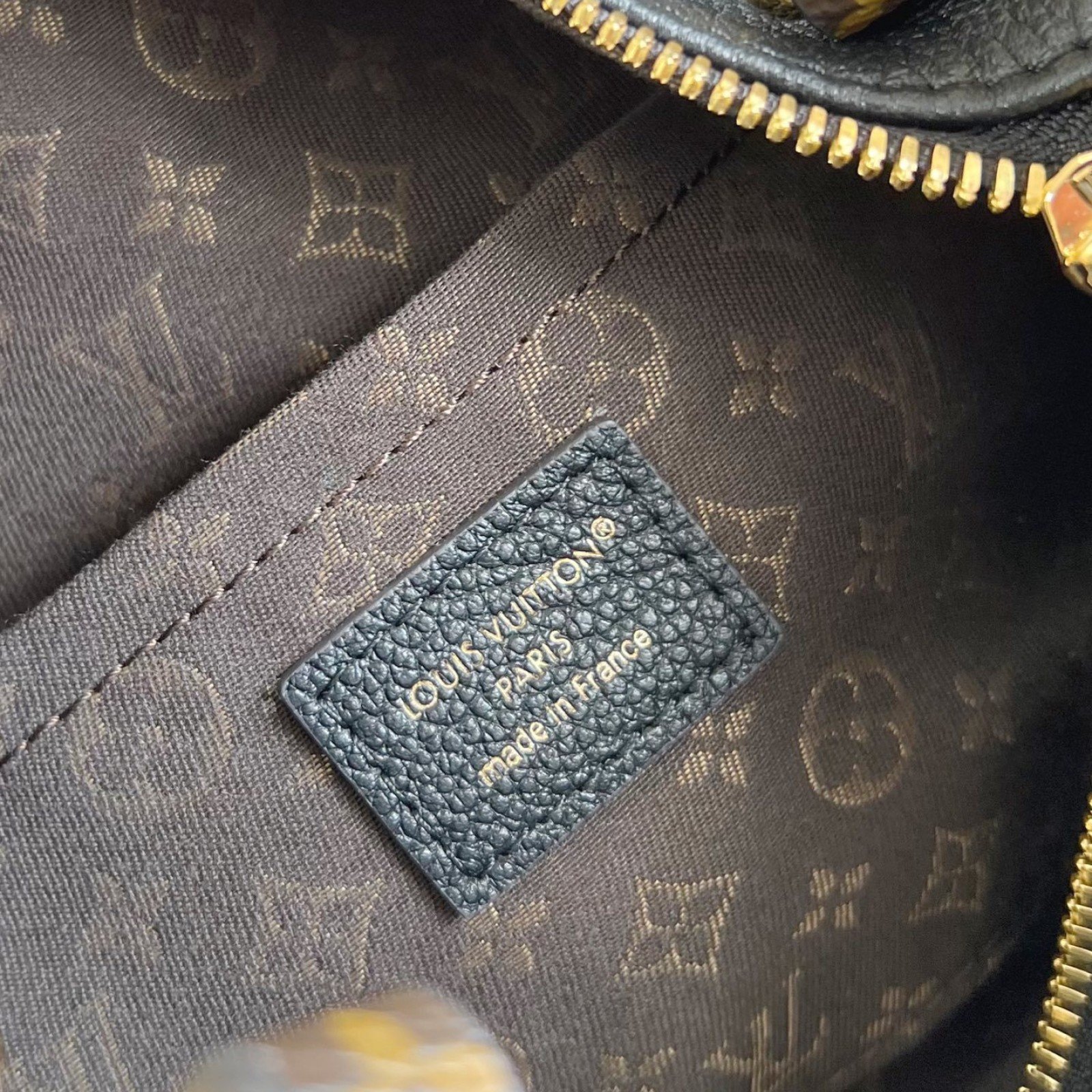 LV bag 180202 $228.25 USD