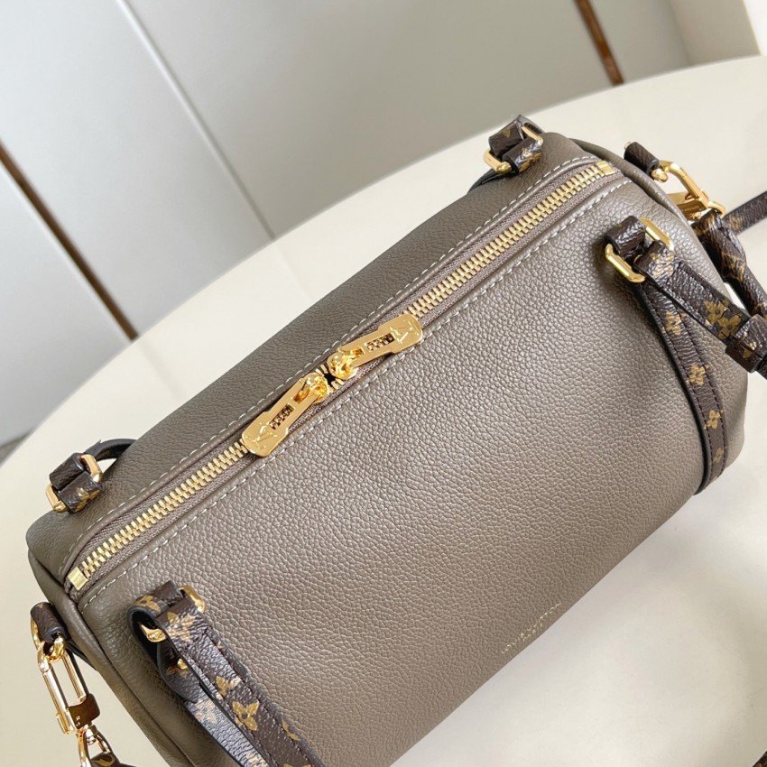 LV bag 180203 $228.25 USD