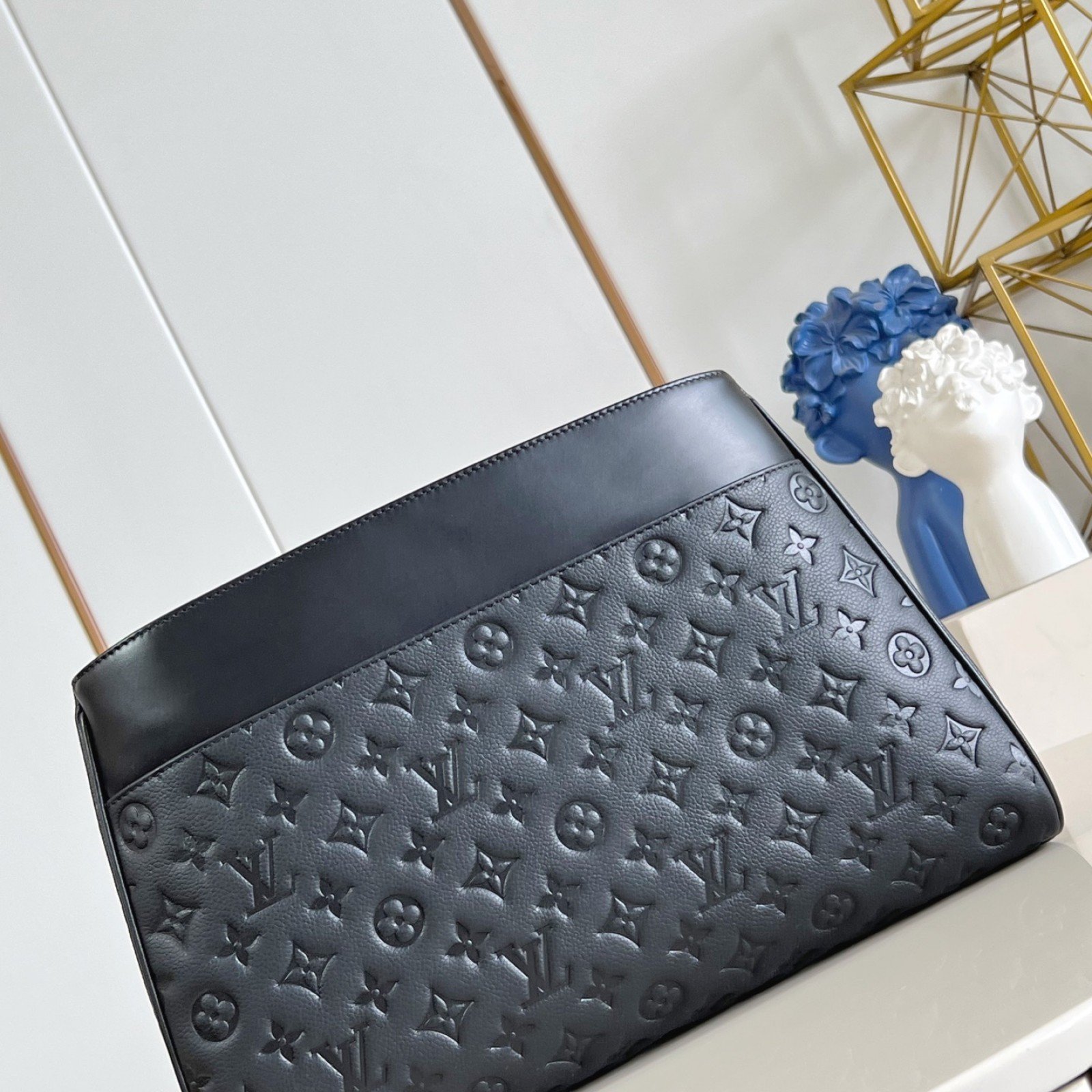 LV bag 180205 $288.75 USD