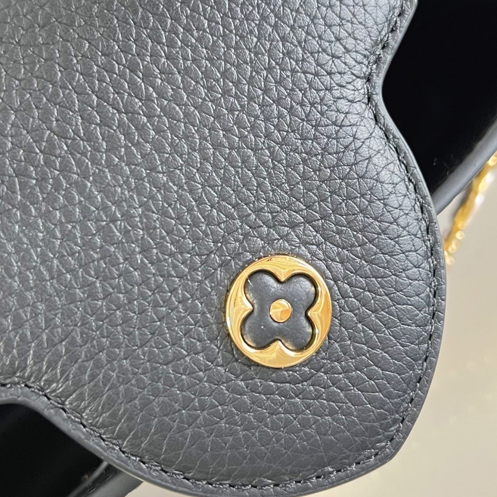 LV bag 180215 $398.75 USD