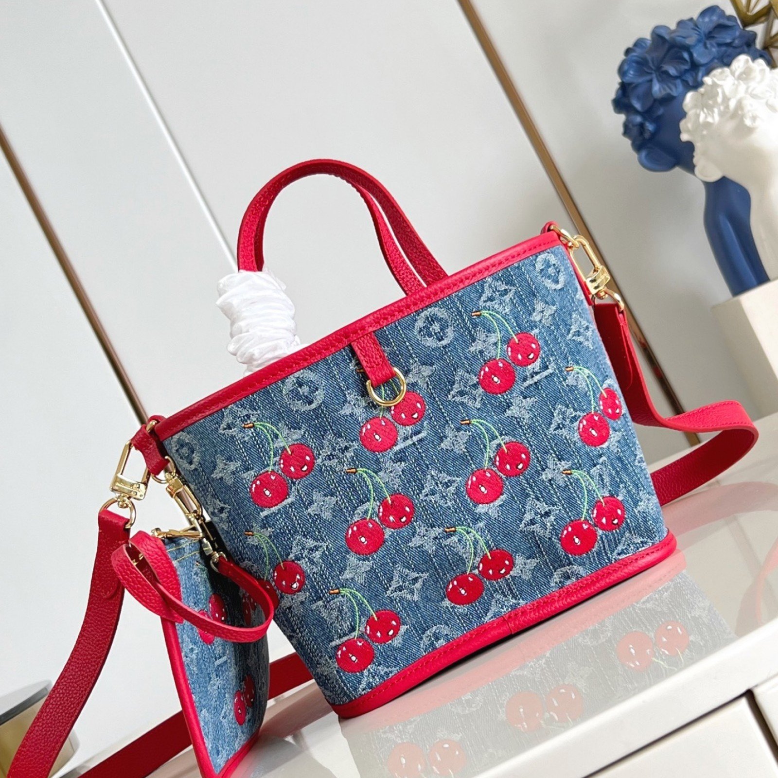 LV bag 180218 $220 USD