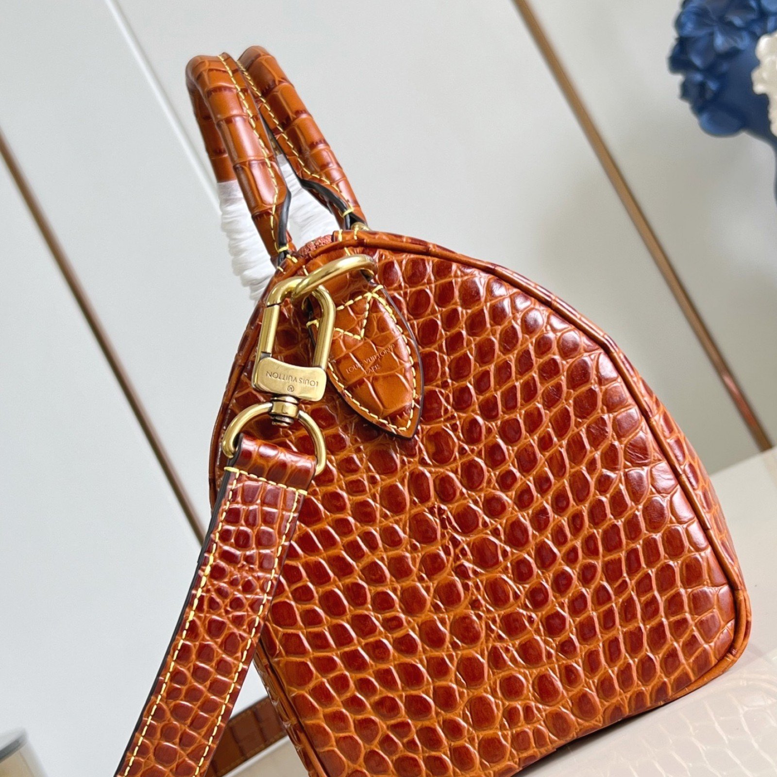 LV bag 180222 $undefined USD