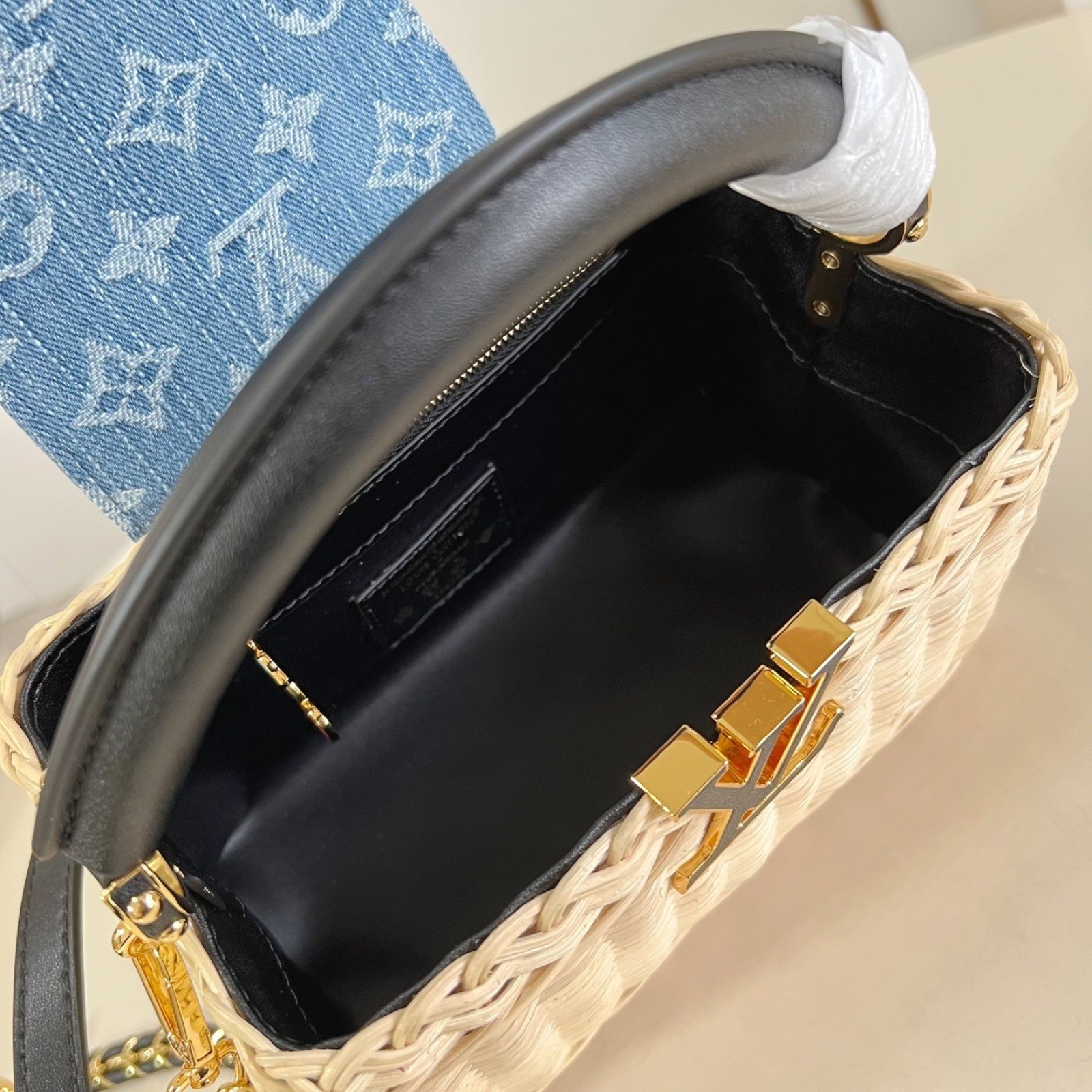 LV bag 180494 $357.5 USD