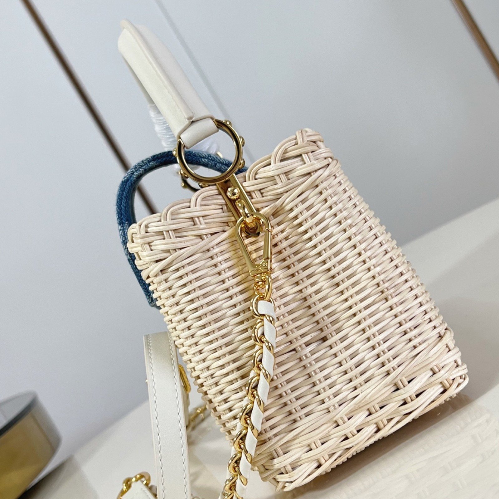 LV bag 180498 $357.5 USD