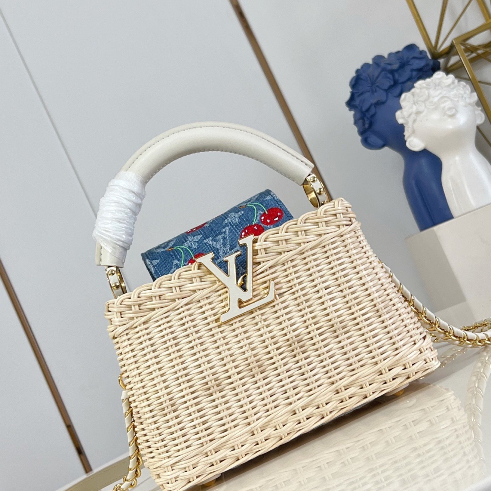 LV bag 180498 $357.5 USD