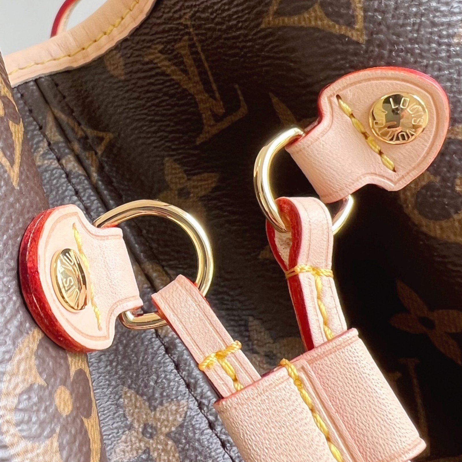 LV bag 180499 $178.75 USD