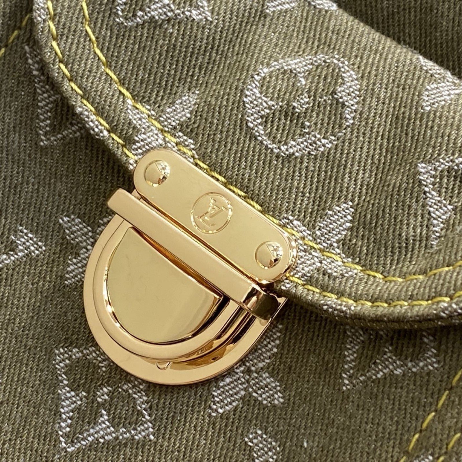 LV bag 180507 $200.75 USD